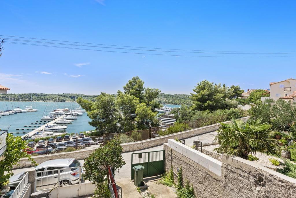 Apartments Tara, Sibenik - Mandalina Kültér fotó
