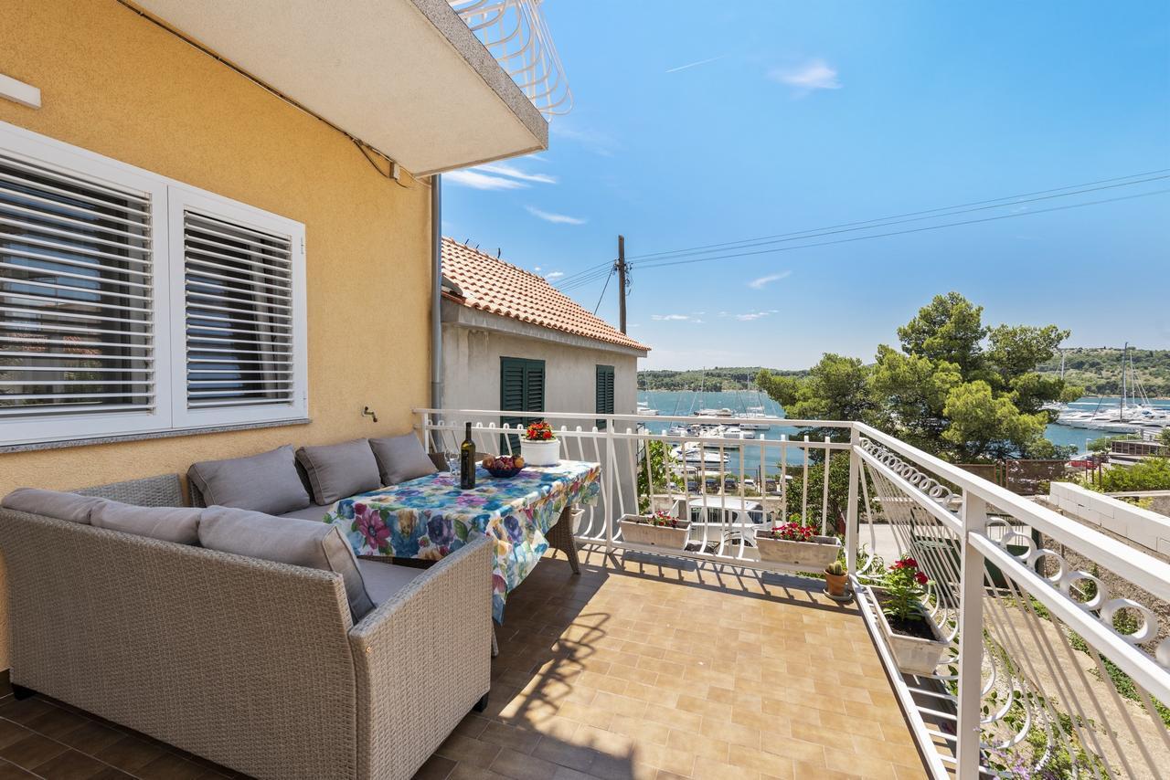 Apartments Tara, Sibenik - Mandalina Kültér fotó